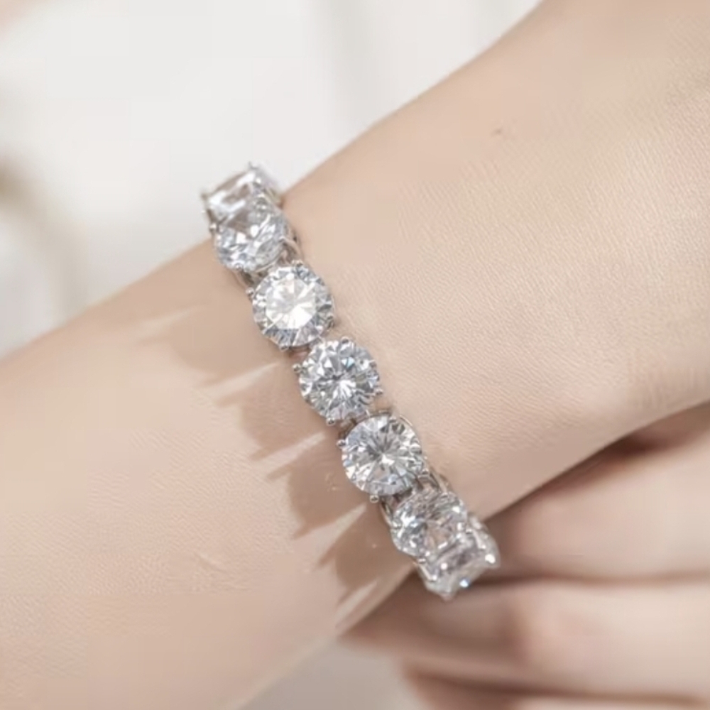 GRA Certified 68 carat in total Weight * Full Moissanite Tennis Bracelet 7.09"